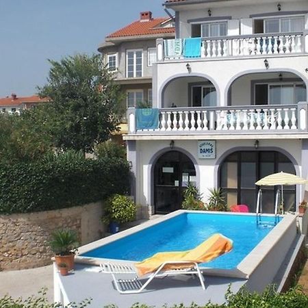 Apartments Villa Angela Кърк Екстериор снимка
