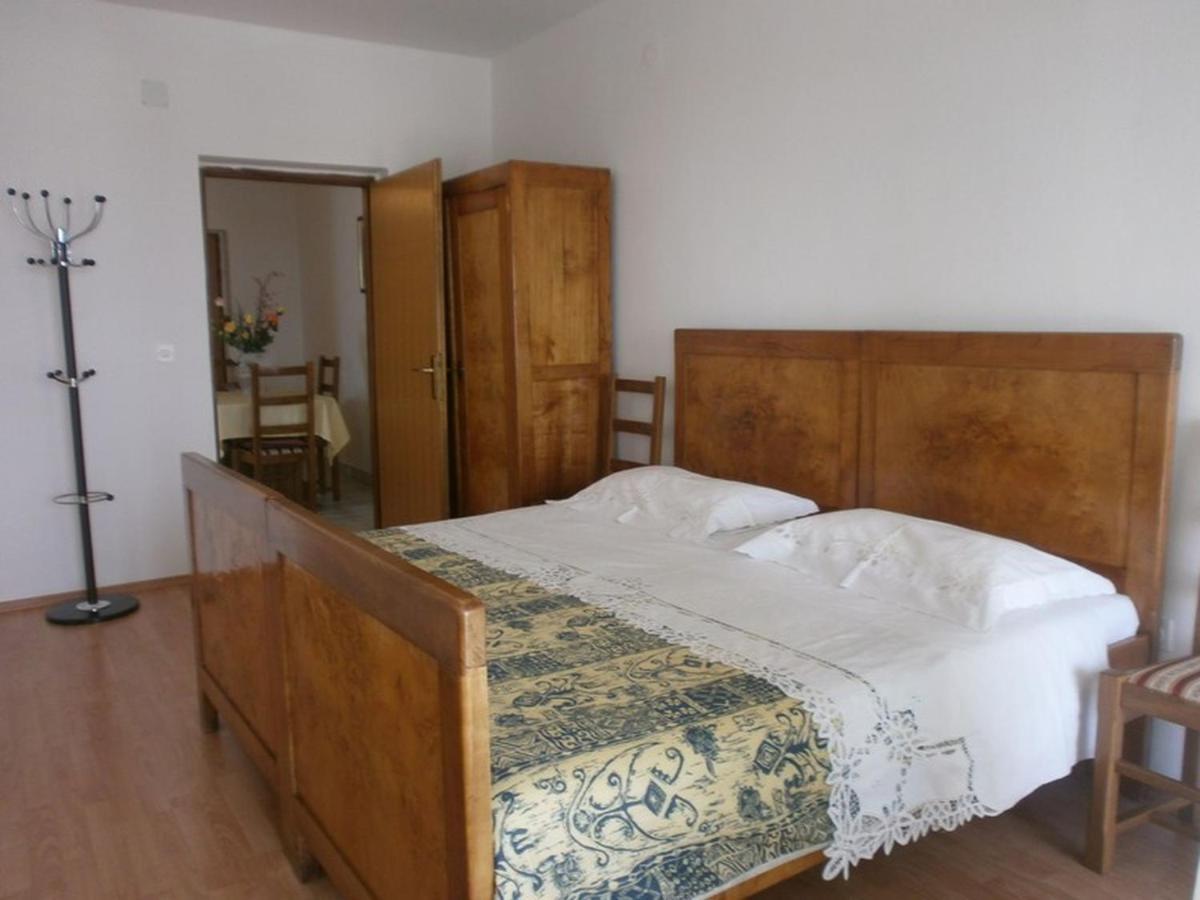 Apartments Villa Angela Кърк Стая снимка