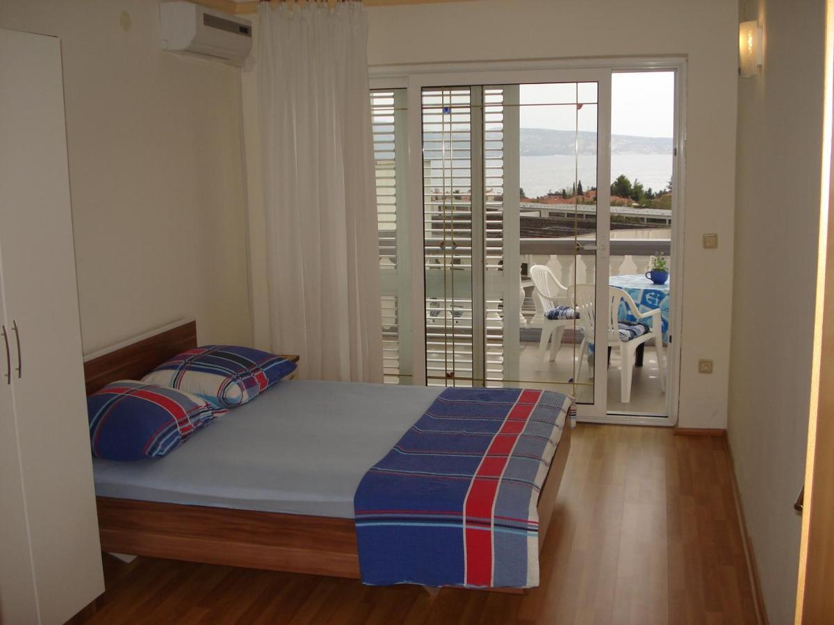 Apartments Villa Angela Кърк Стая снимка