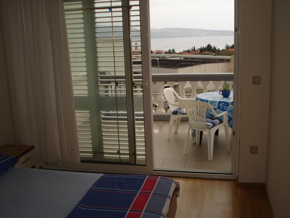 Apartments Villa Angela Кърк Стая снимка